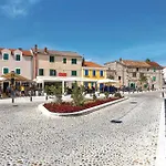 Daire 1 Bedroom Stunning Apartment In Betina Betina (Sibenik-Knin)