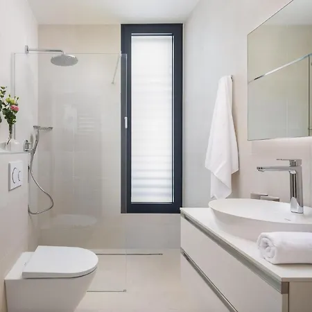 Appartement 1 Bedroom Stunning Apartment In Betina Betina (Sibenik-Knin)
