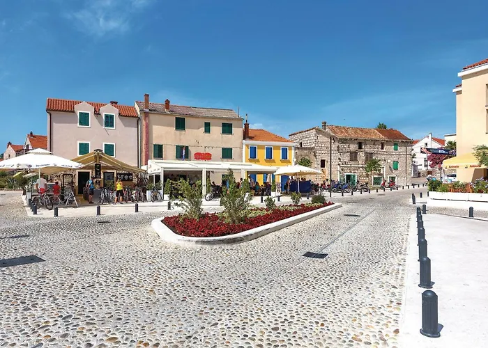 Appartement Stunning In With Wifi Betina (Sibenik-Knin)